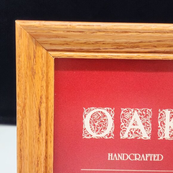 Handcrafted Oak 5x7 Picture Frame With Easel Back Display Made In USA - Picture 2 of 10